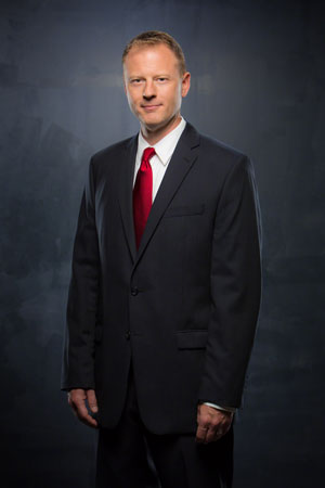 How headshots should look - President and CEO